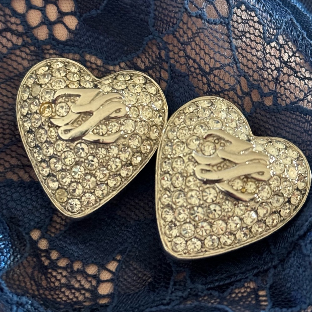 Karl Lagerfeld Oversized Silver Chrystal Rhinestone Heart Clip Earrings Luxury